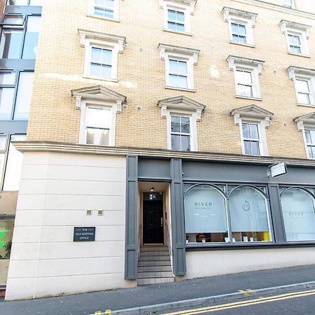 Modern 1 Bed Flat 2 Mins Walk From Restaurants Bars Clubs & Beach! Wow! Appartement Bournemouth Buitenkant foto