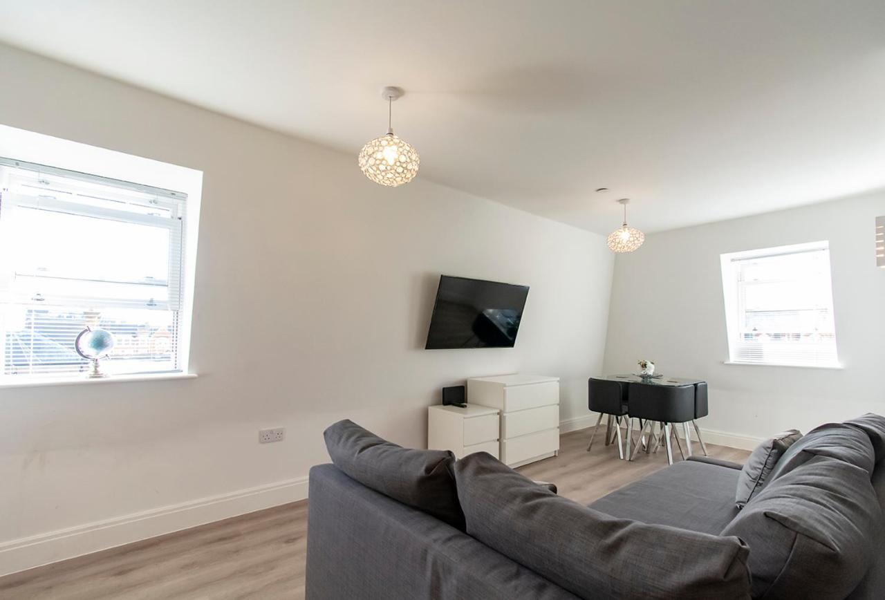 Modern 1 Bed Flat 2 Mins Walk From Restaurants Bars Clubs & Beach! Wow! Appartement Bournemouth Buitenkant foto