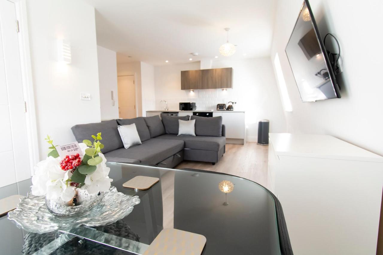 Modern 1 Bed Flat 2 Mins Walk From Restaurants Bars Clubs & Beach! Wow! Appartement Bournemouth Buitenkant foto